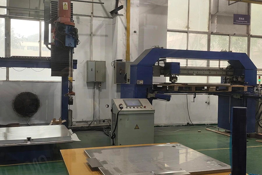sheet-metal-factory.webp